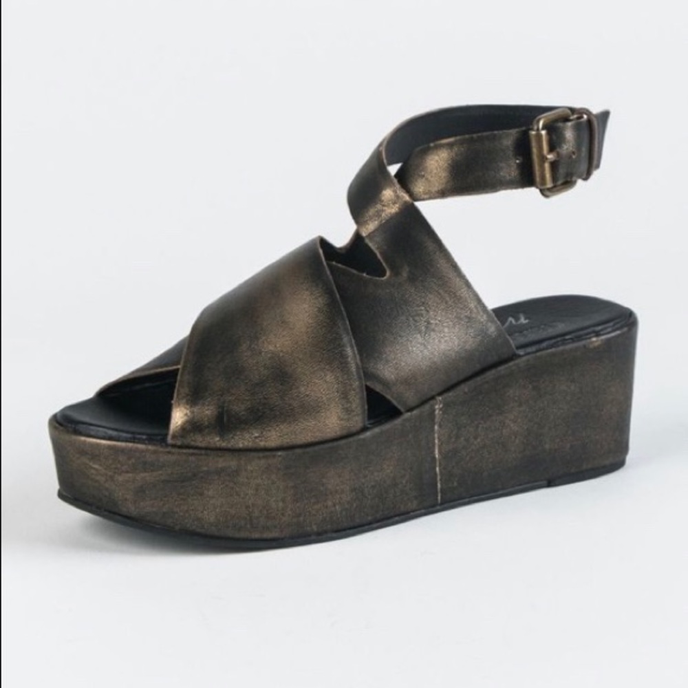 Amuse Society x Matisse Runaway Sandals